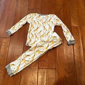 Burt’s Bees Giraffe Two-Piece PJ